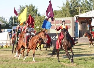 Руководство района участников рыцарского феста-2026