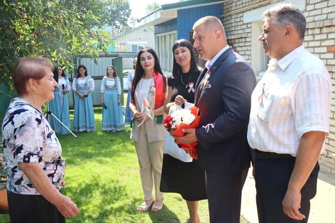 В Мстиславле автопробег ко Дню Независимости объединил жителей района