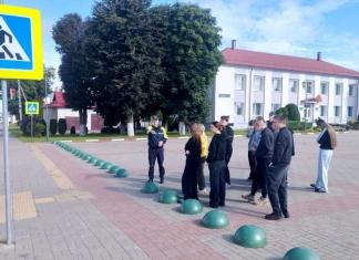 В Мстиславле ГАИ провела акцию «Безопасный переход» для подростков.