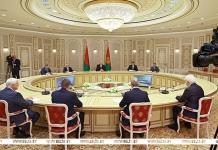 Рабочая поездка, кадровые назначения и международные контакты: итоги недели Президента Рабочая поездка, кадровые назначения и международные контакты: итоги недели Президента