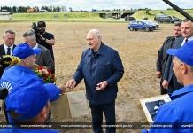Как Президент поздравил хлеборобов с достижениями на жатве Как Президент поздравил хлеборобов с достижениями на жатве