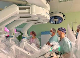В Беларуси впервые провели дистанционную операцию с помощью робота