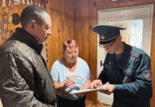 В Мстиславском районе спасатели проверили дома одиноких пожилых людей